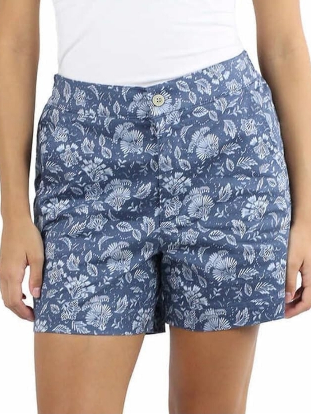 JACHS Girlfriend Blue Floral Print Shorts